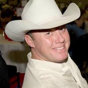 Meet your Posher, Vince